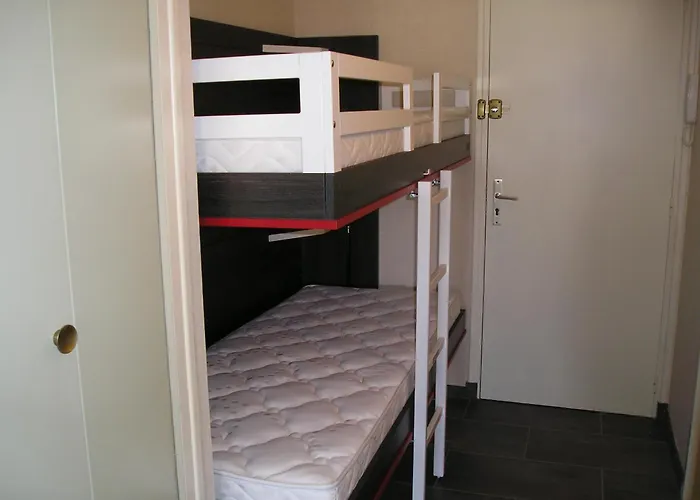 014 Cap D'agde 4 Personnes Avec Piscine Et Parking Appartamento Agde