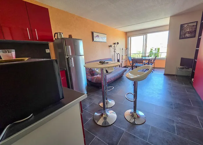 014 Cap D'agde 4 Personnes Avec Piscine Et Parking *