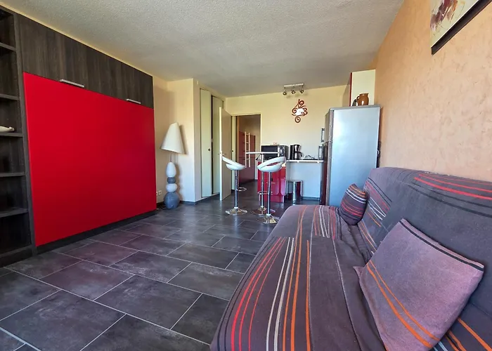 014 Cap D'agde 4 Personnes Avec Piscine Et Parking *