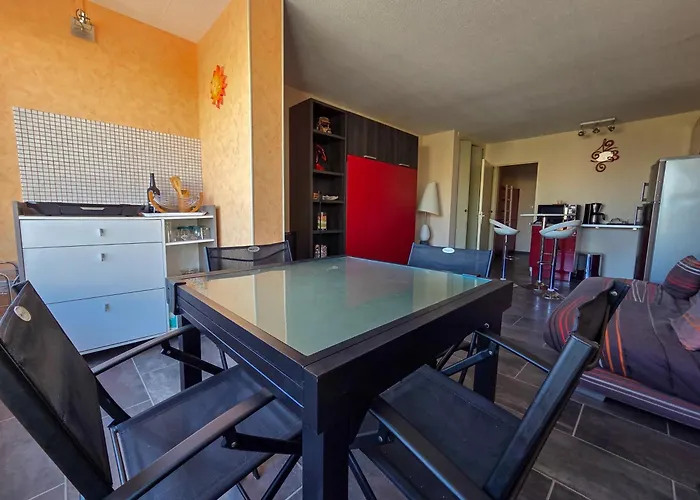 014 Cap D'agde 4 Personnes Avec Piscine Et Parking * Agde