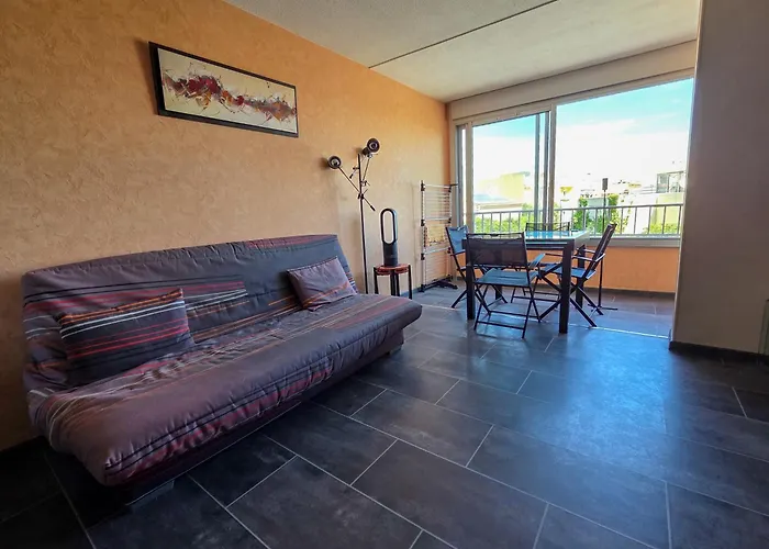 Appartement 014 Cap D'agde 4 Personnes Avec Piscine Et Parking Agde